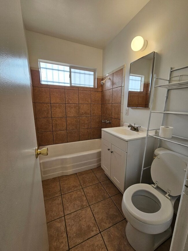 Building Photo - Home for Rent