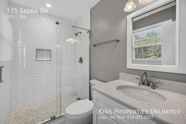 Building Photo - 335 Sabra Dr