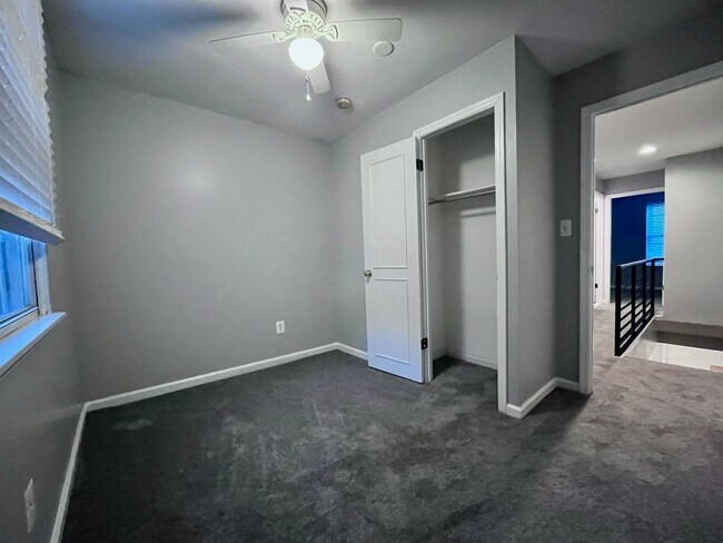 Building Photo - 3834 Parrish St