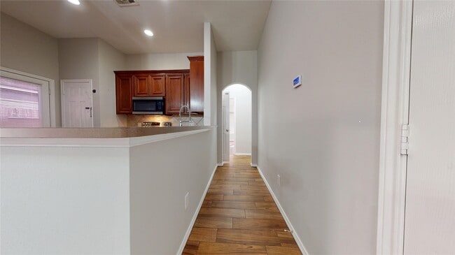 Building Photo - 16611 Cheshire Grove Ln