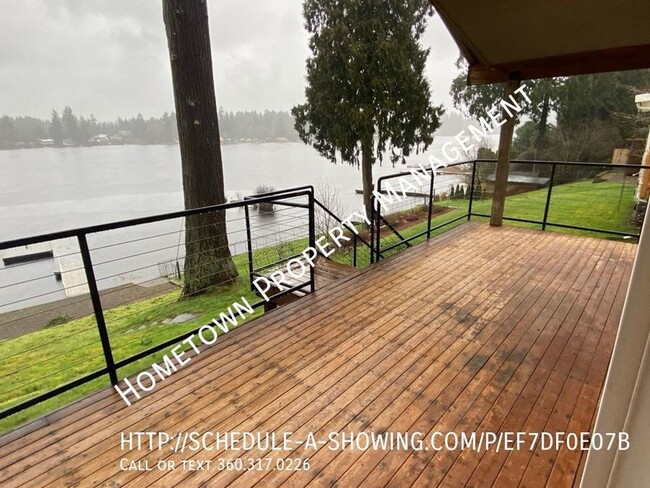 Building Photo - Waterfront Rambler on Pattison Lake! Avail...