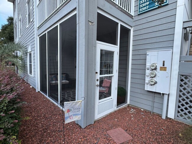 Building Photo - 125 Royal Poste Rd