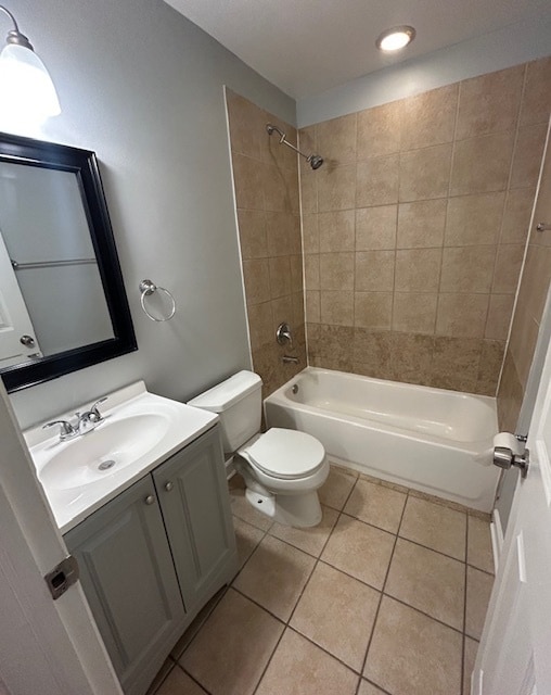 Building Photo - 2340 W Granville Ave