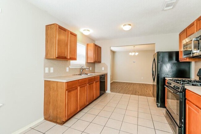 Building Photo - 33322 Cottonwood Bend