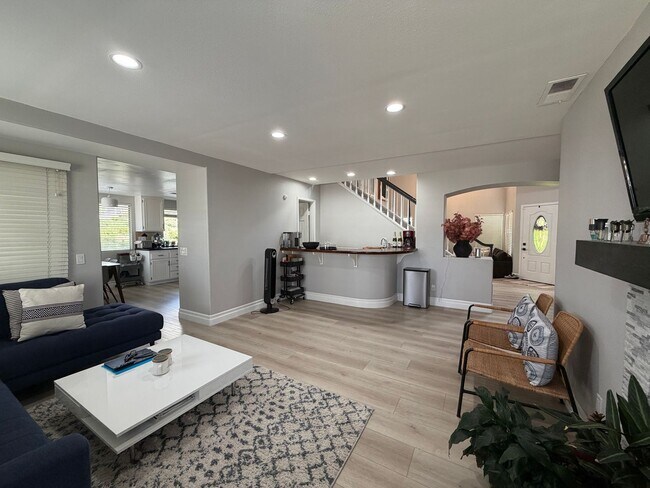 Building Photo - 29164 Greenbrier Pl