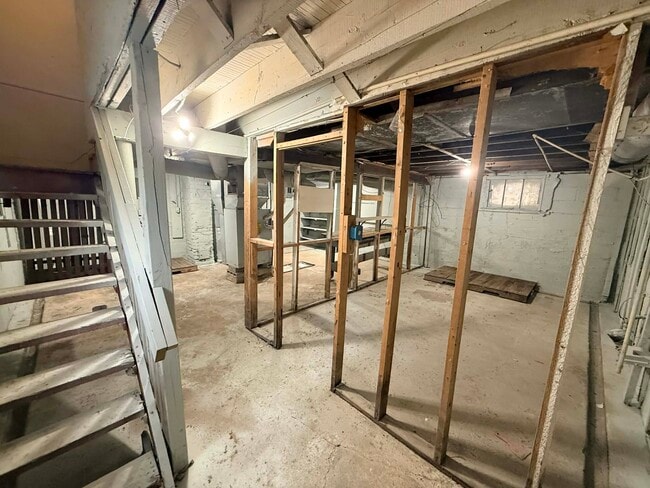 Building Photo - 3715 Bowser Ave