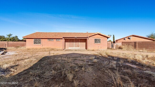 Building Photo - 6428 Buckaroo Loop
