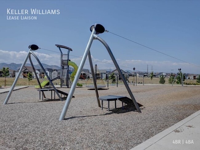 Building Photo - 8800 Hugo Dr