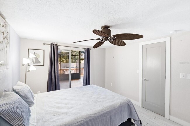 Building Photo - 5320 Moeller Ave