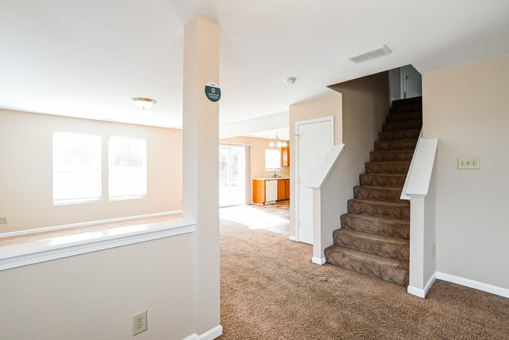 Building Photo - 14235 Hartwell Farm Dr