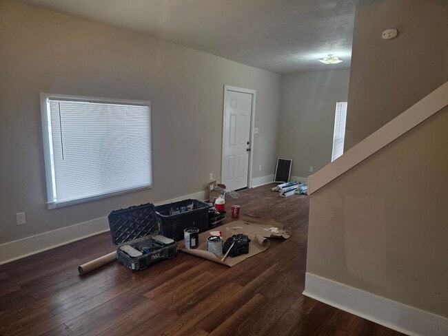 Building Photo - Recently Remodeled 2-Bedroom, 2-Bathroom Home – $1,100/Month - Accepting Section 8