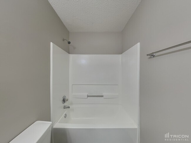 Building Photo - 1217 Capps Hollow Dr