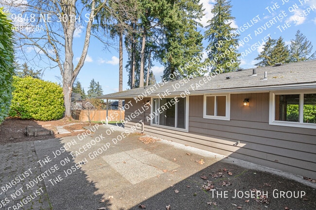 Building Photo - 9848 NE 30th St