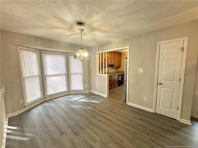 Building Photo - 632 Dowfield Dr