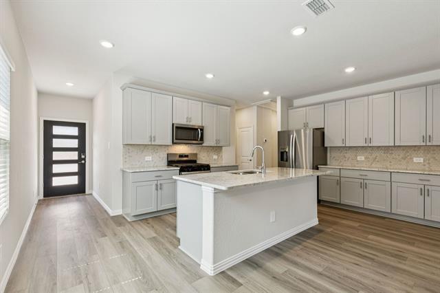 Building Photo - 606 Travine Dr