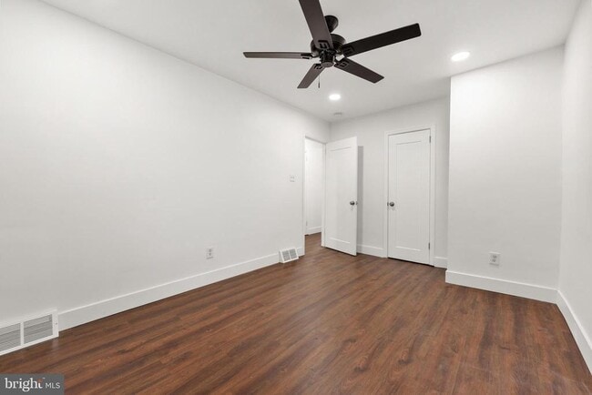 Building Photo - 4321 Palmetto St