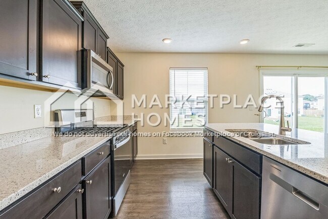 Building Photo - 3051 Lampton Rdg Dr