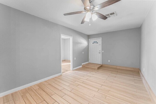 Building Photo - Welcome to your future home in the heart of Las Vegas!
