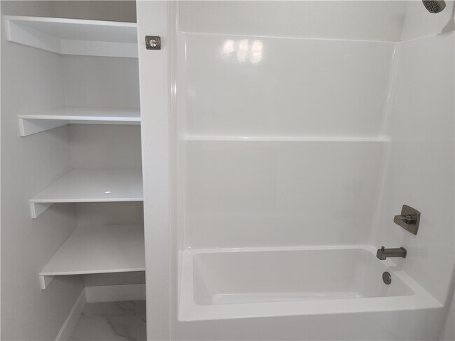 Building Photo - 2700 SW Blustery Dr