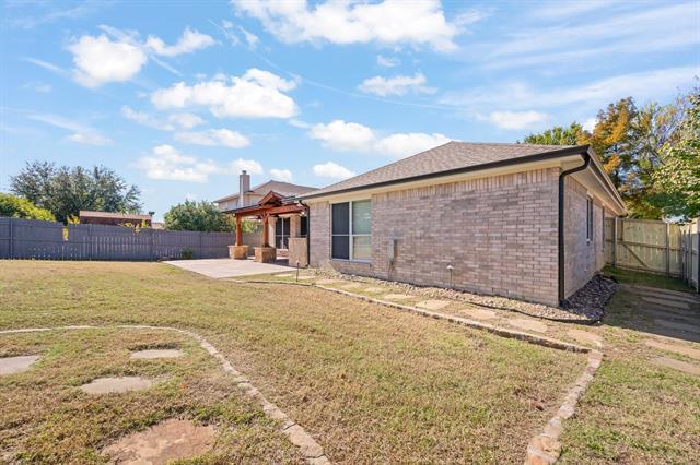 Building Photo - 7103 Camp Creek Dr