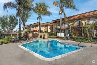 Building Photo - Los Arbolitos Apartments, Riverside