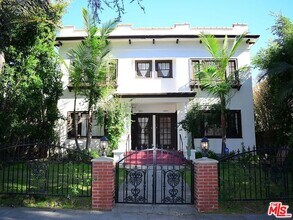 Building Photo - 1121 15th St