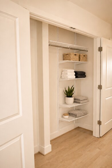Hall Closet - 4101 Albemarle St NW #346