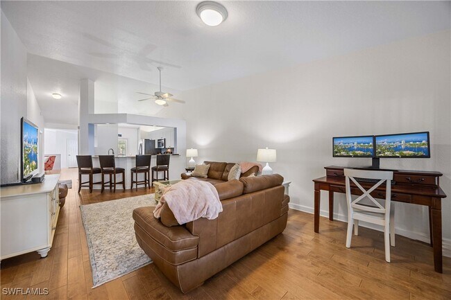 Building Photo - 7050 Barrington Cir