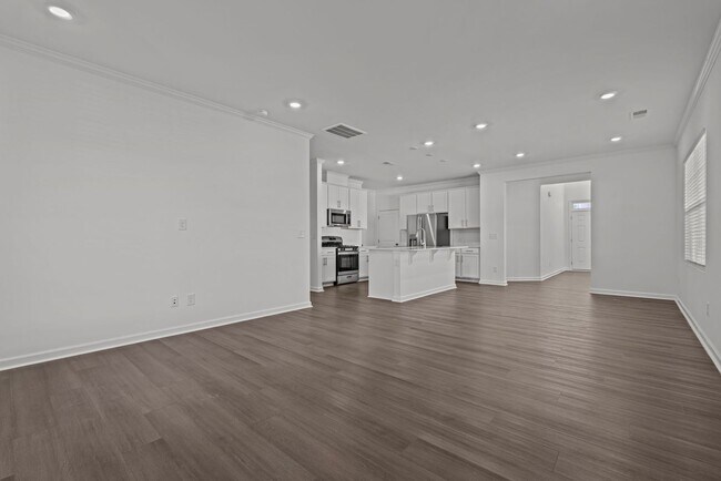 Building Photo - Beautiful 2-Story 4 Bedroom, 3 Bath Home in Angier — Just 30 Minutes from Downtown Raleigh