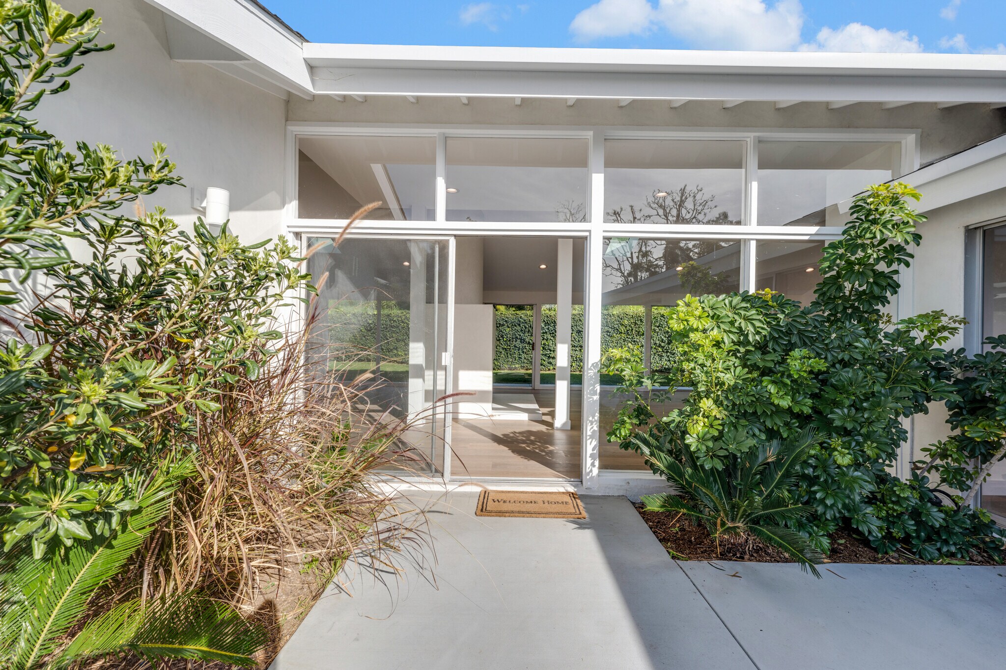 Lots of Glass - 6234 Paseo Canyon Dr