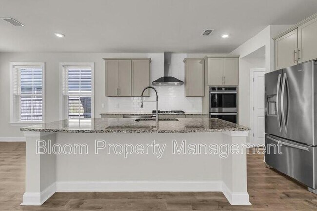 Building Photo - 120 Wappoo Trce Ln