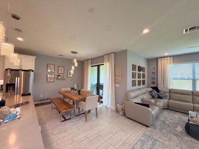 Building Photo - 8798 Antarus Dr