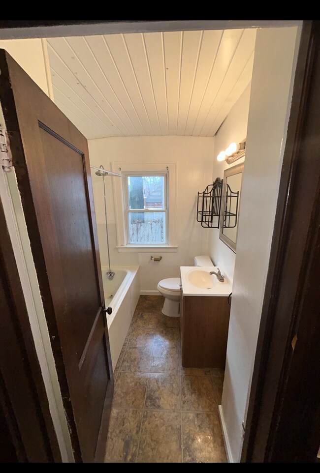 Building Photo - 3911 W 18th St