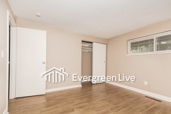 Building Photo - coming soon