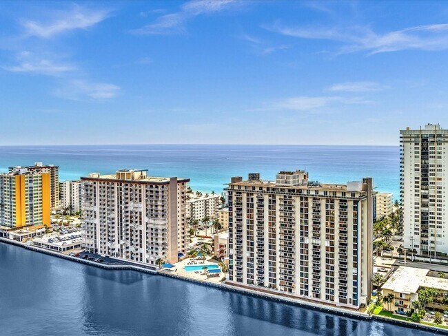 Building Photo - 1600 S Ocean Dr