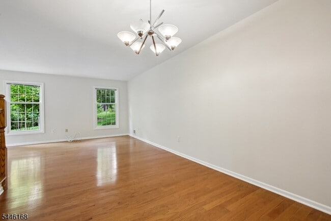 Building Photo - 85 Laurelwood Ct
