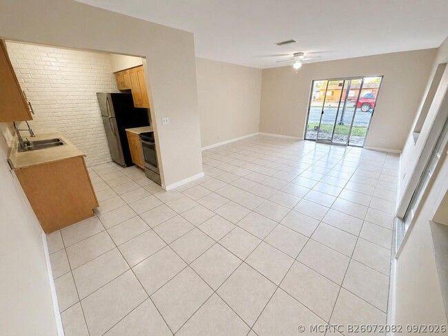 Building Photo - 4151 NW 30th Terrace