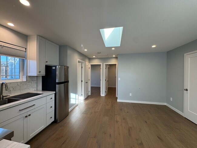 Primary Photo - 1500 Solana Dr