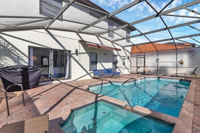 Building Photo - 16748 Lazy Breeze Loop