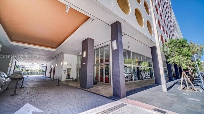 Building Photo - 55 SE 6th St