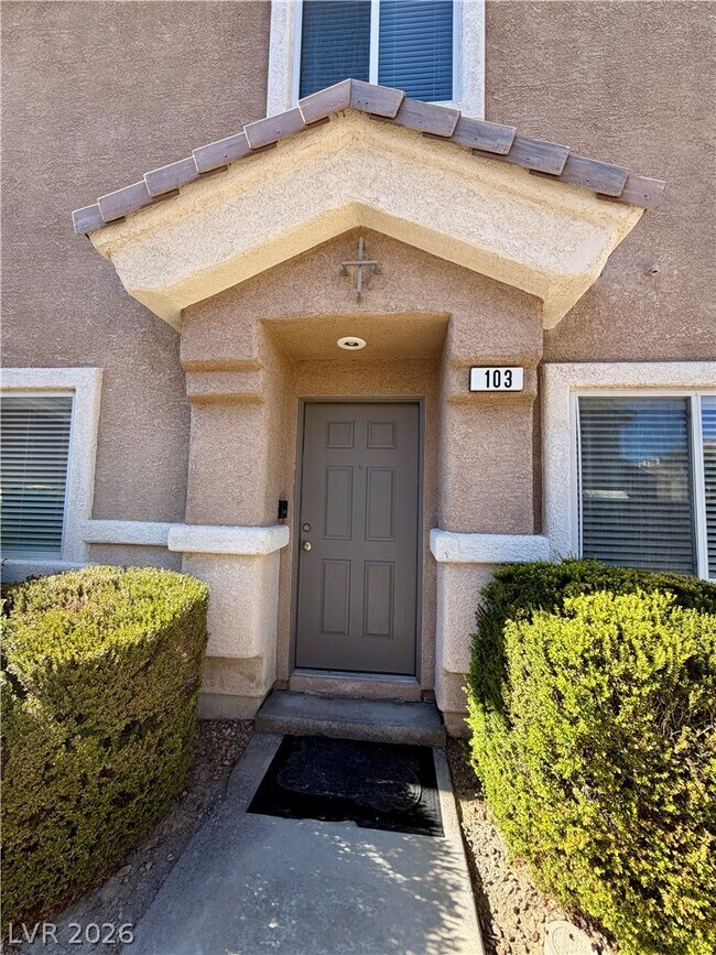 Building Photo - 2065 Scanlon Ferry Ct