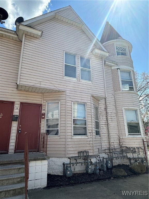 Primary Photo - 457 6th St