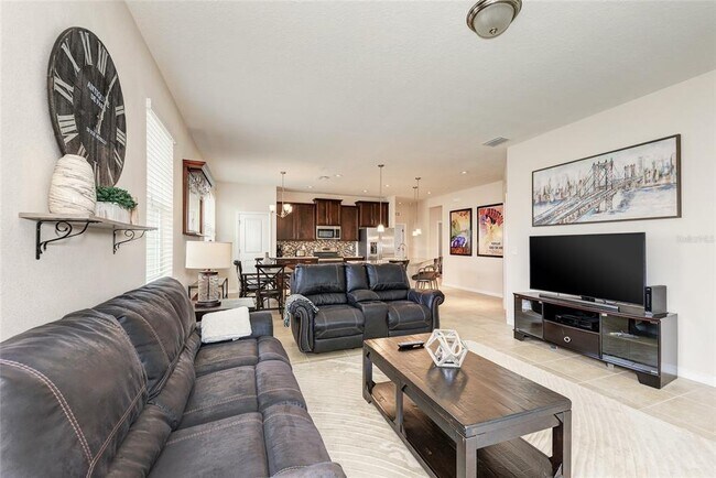 Building Photo - 8382 Enclave Way