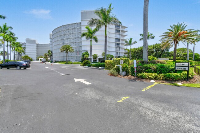 Building Photo - 2780 S Ocean Blvd