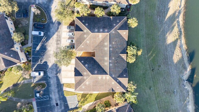 Building Photo - 2795 Oakwater Dr