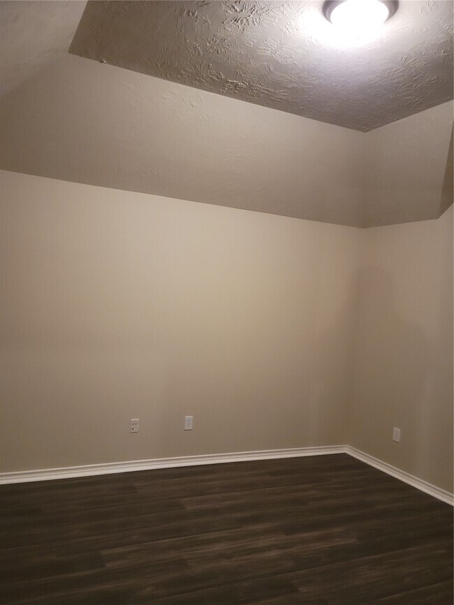 Building Photo - 11134 Sheldon Bend Dr
