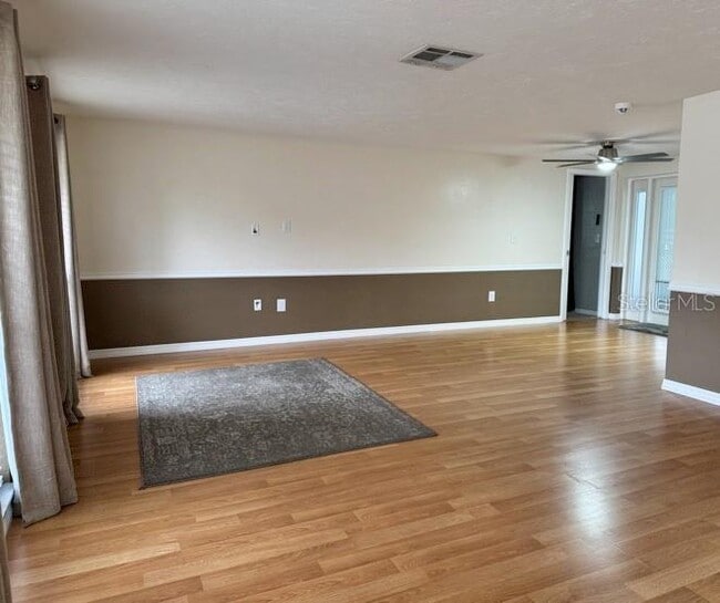 Building Photo - 8513 Sunflower Ln