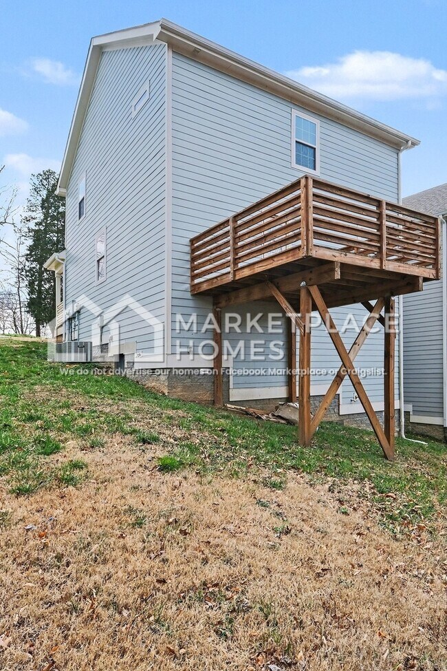 Building Photo - 185 Arbor Lp