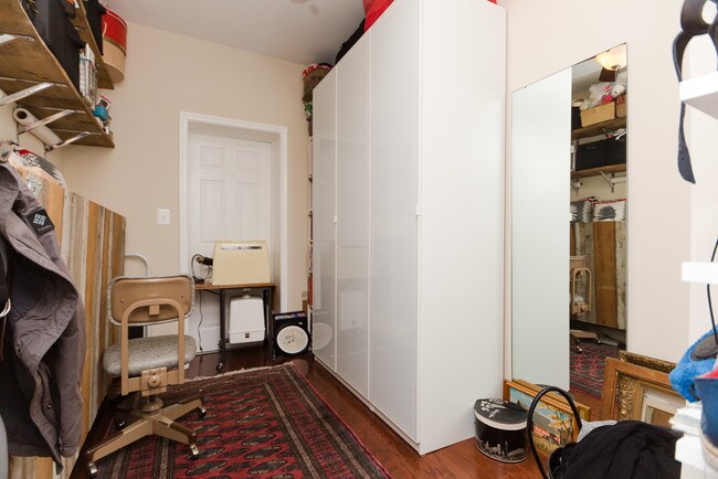 Building Photo - 1319 Corbin Pl NE