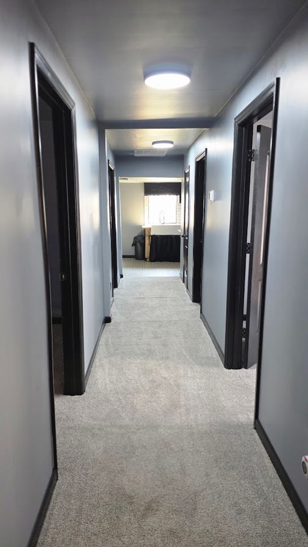 Building Photo - Unique 3 Bedroom Home